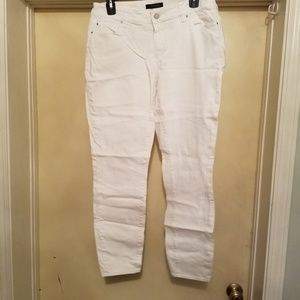 Ann Taylor modern fit skinny ankle white jeans